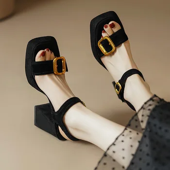 НОВА лятна дамски обувки, дамски сандали от естествена кожа с квадратни пръсти на висок ток, с отворени пръсти на масивна ток, Бели дамски сандали